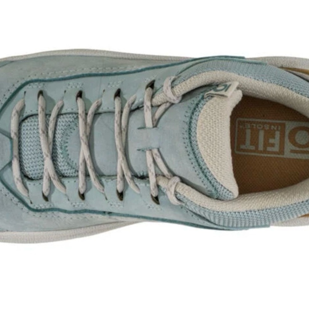 OBOZ Women’s Cottonwood waterproof sneakers in box - Picture 5 of 6